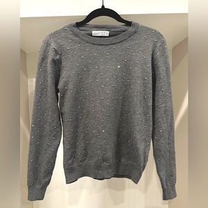 Primark Grey Sweater with Long-Sleeves and Rhinestones. Size Small